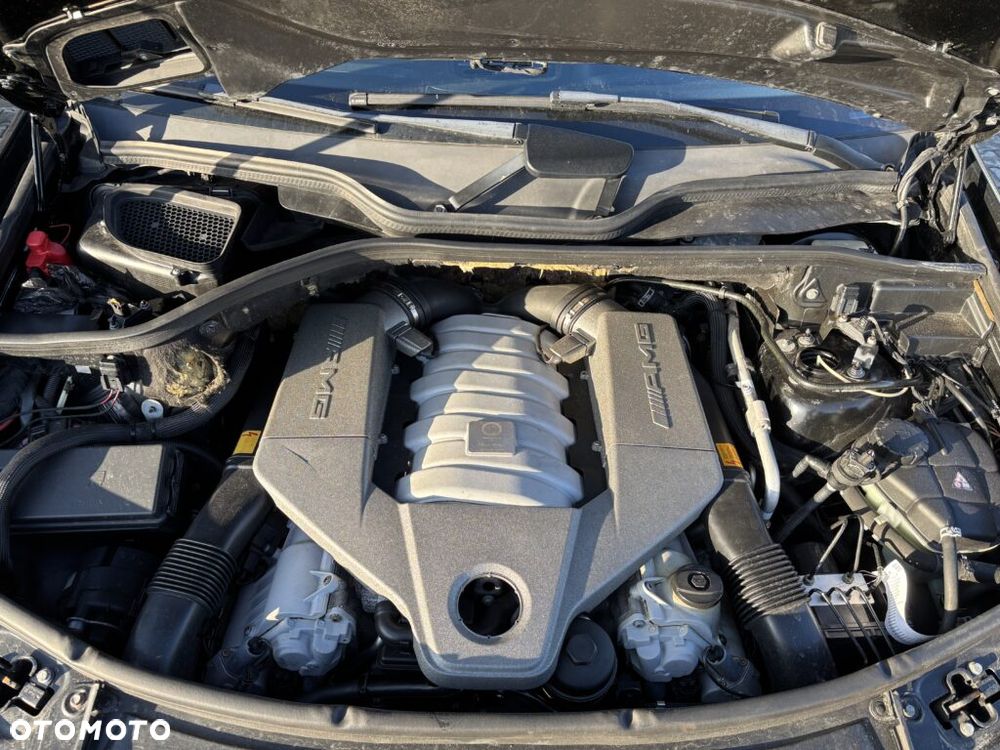 Mercedes-Benz ML 63 AMG 4Matic 7G-TRONIC - 10