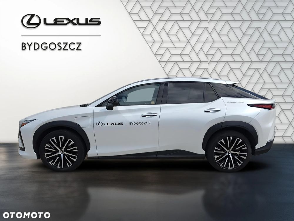 Lexus RZ - 3