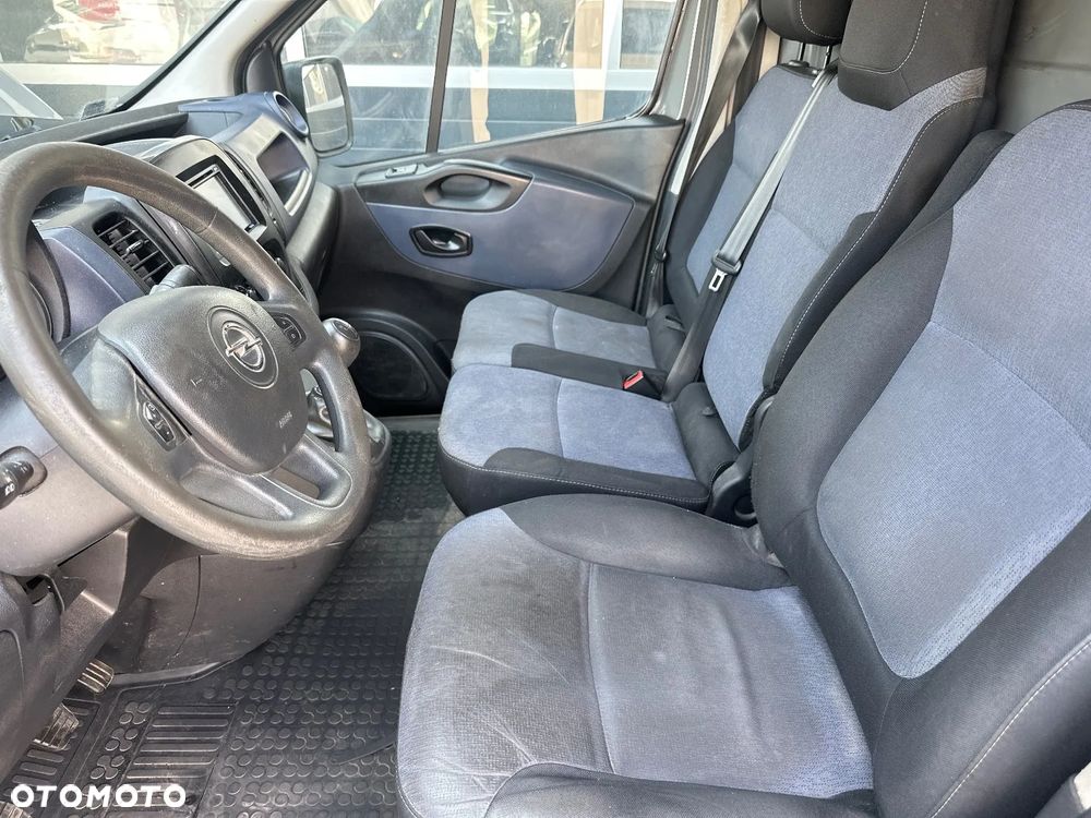 Opel VIVARO - 22