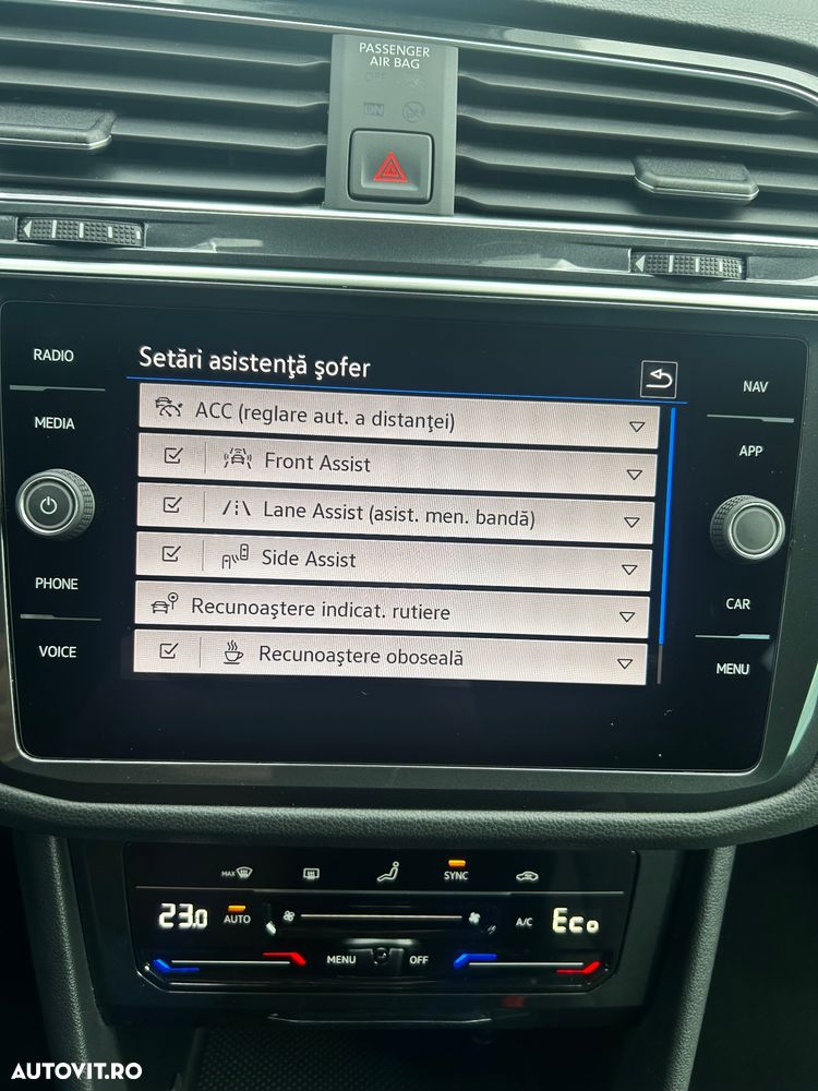 Volkswagen Tiguan - 23