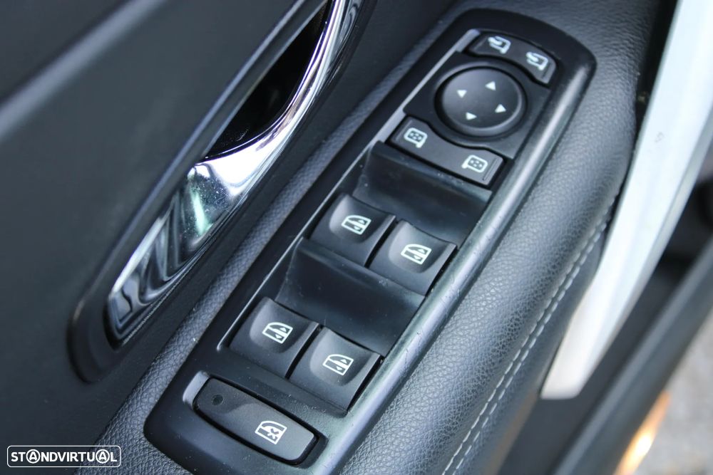 Renault Mégane Sport Tourer 1.5 dCi Bose Edition SS - 37