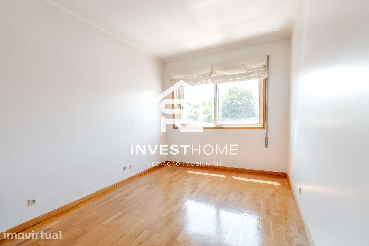 Apartamento T3 | Excelentes áreas | 2 Frentes | Varanda - Grande imagem: 4/25