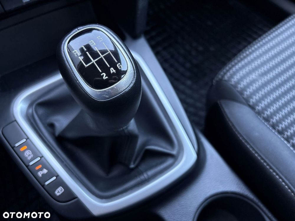 Kia Ceed - 15