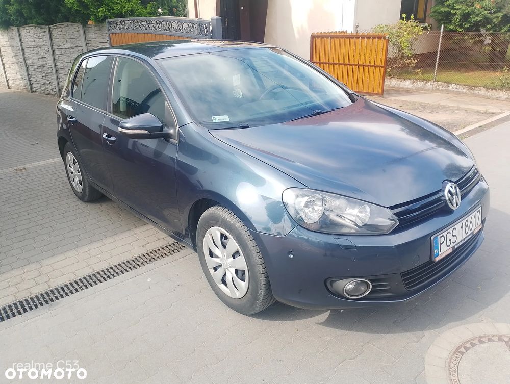 Volkswagen Golf - 1
