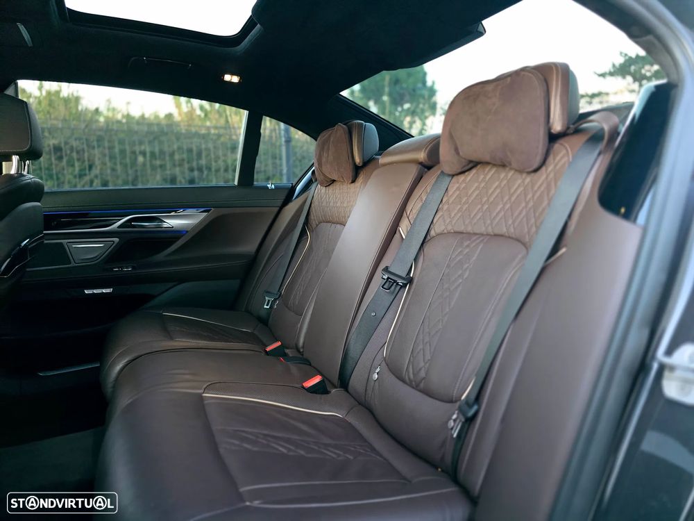 BMW 740 Le xDrive iPerformance Pack M - 42