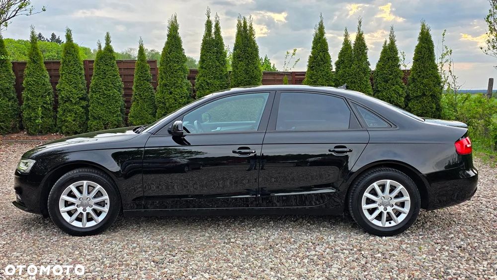 Audi A4 Limousine - 6