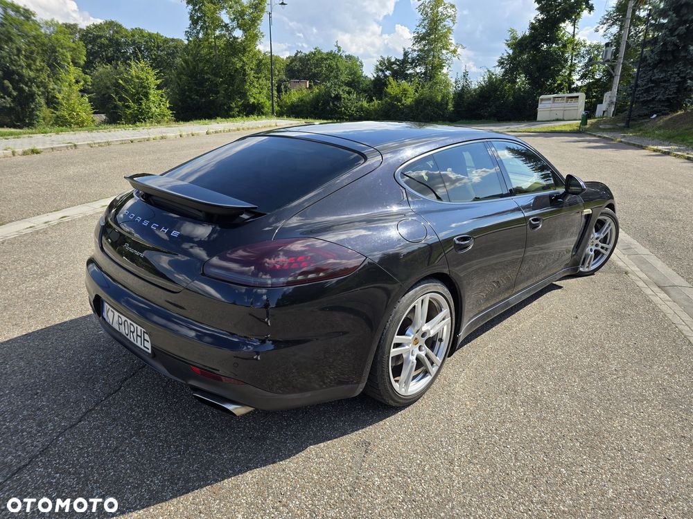 Porsche Panamera - 3