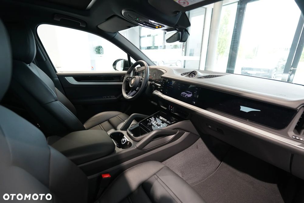 Porsche Cayenne - 12