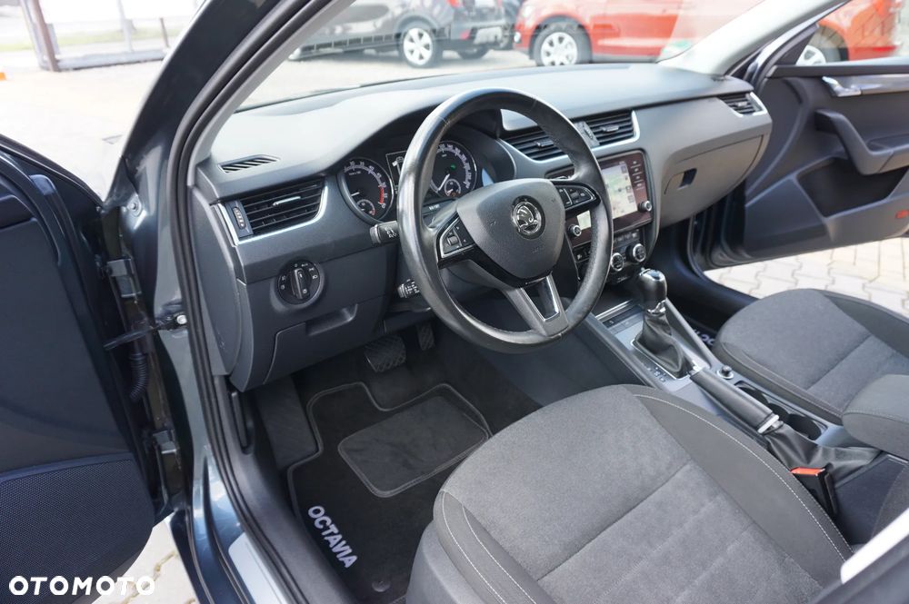Skoda Octavia 2.0 TDI DSG Soleil - 20