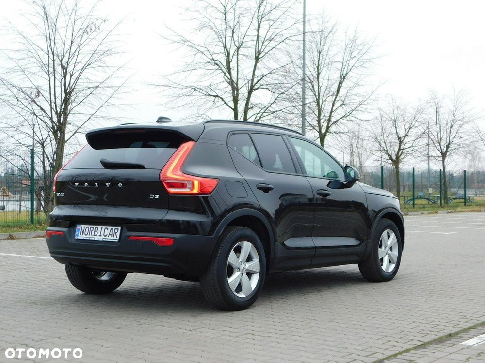 Volvo XC 40 D3 Momentum - 4