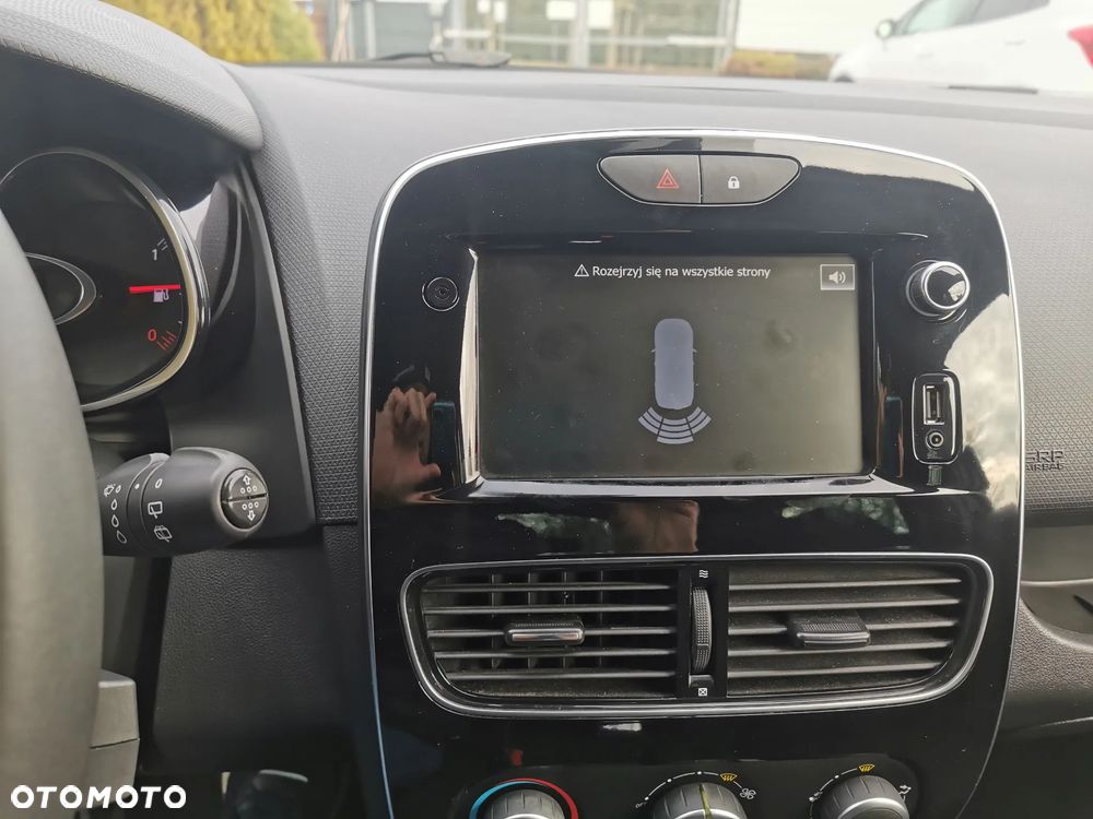 Renault Clio (Energy) TCe 90 Start & Stop LIMITED - 17