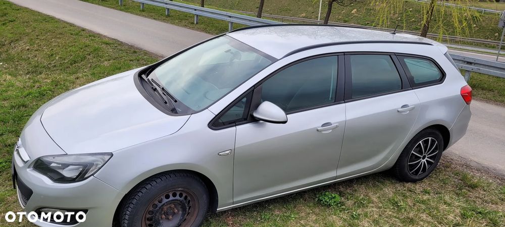Opel Astra - 4