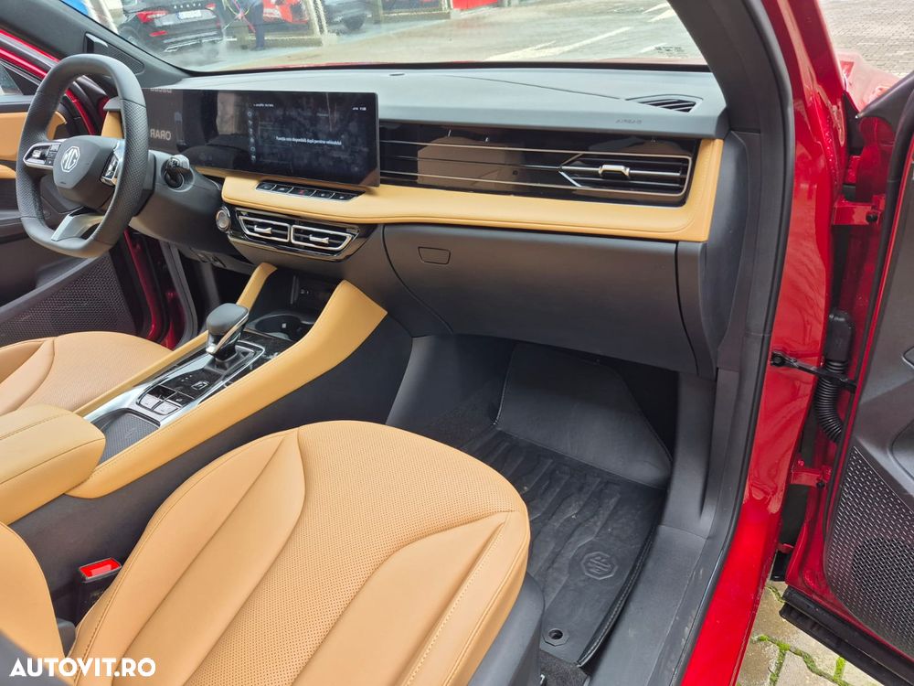 MG HS HEV Luxury - 8