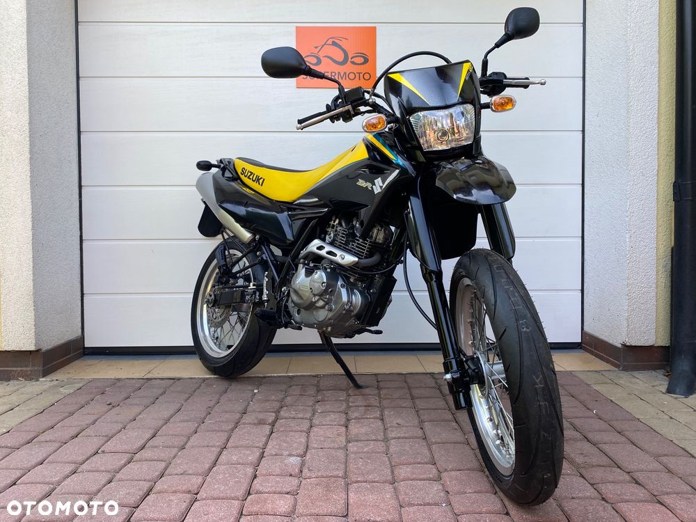 Suzuki DR