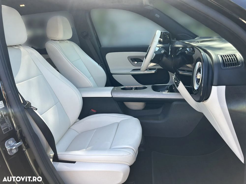 Mercedes-Benz GLB 220 4MATIC - 14