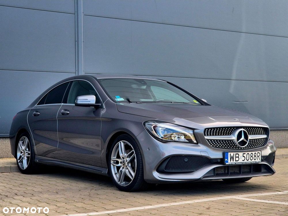 Mercedes-Benz CLA 200 7G-DCT AMG Line - 11