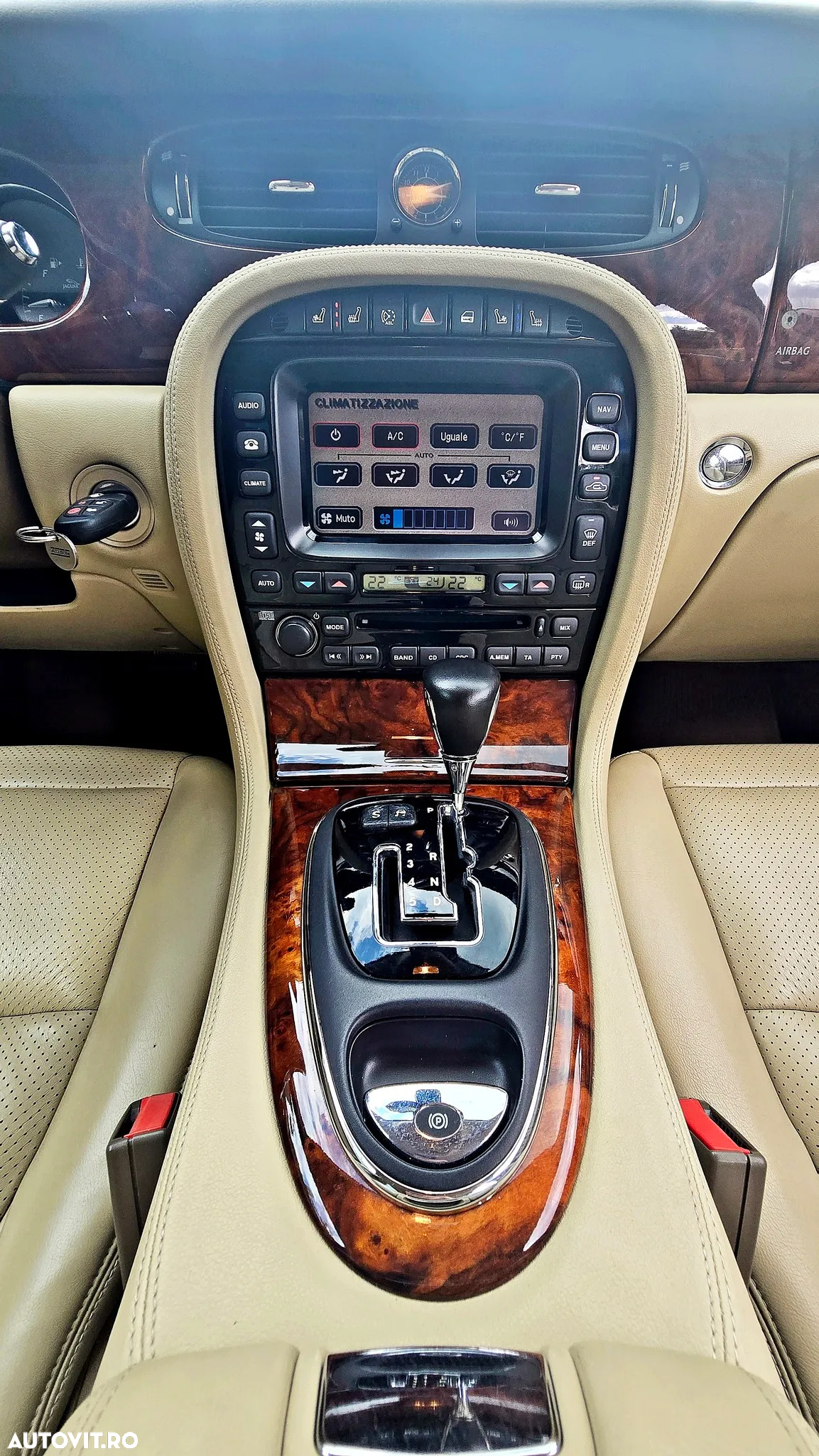 Jaguar XJ XJ6 2.7 Twin Turbo Diesel Executive Last Edition - 28