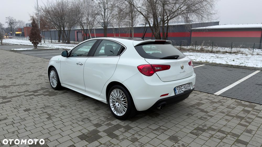 Alfa Romeo Giulietta 1.4 TB MultiAir Distinctive - 8