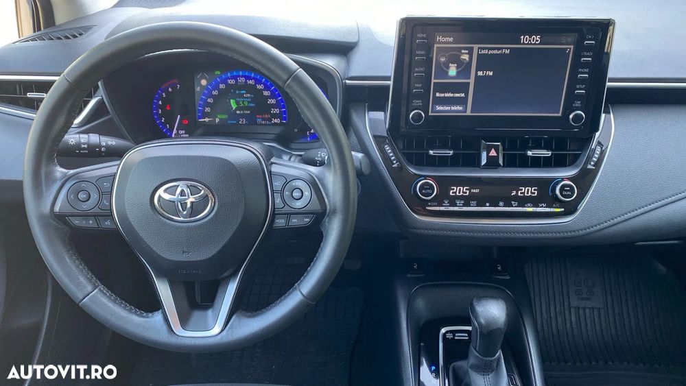Toyota Corolla 1.8 HSD Dynamic - 9