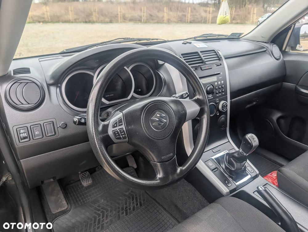 Suzuki Grand Vitara 1.6 Comfort EU5 - 8