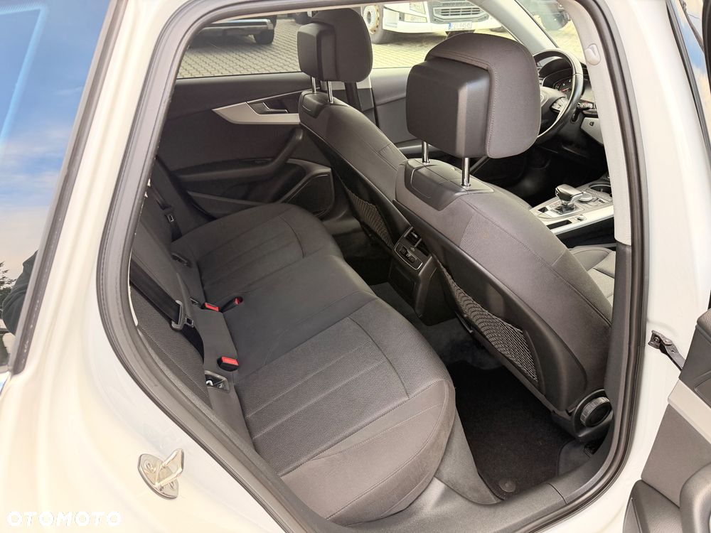 Audi A4 Avant 2.0 TDI S tronic quattro - 30