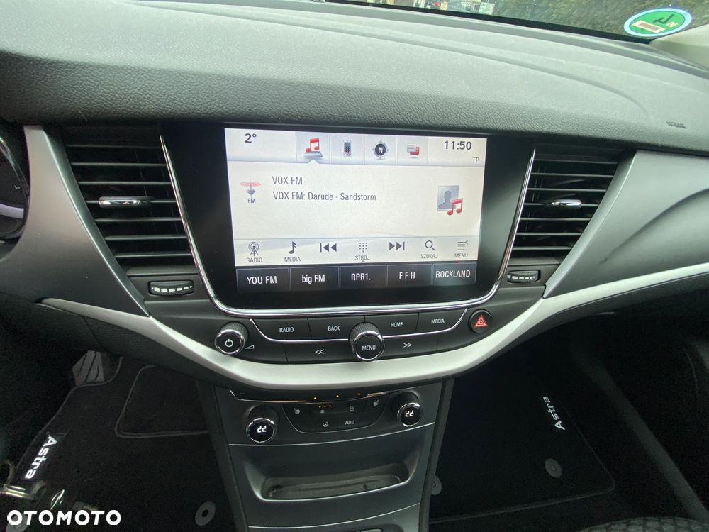 Opel Astra 1.4 T Enjoy S&S - 19