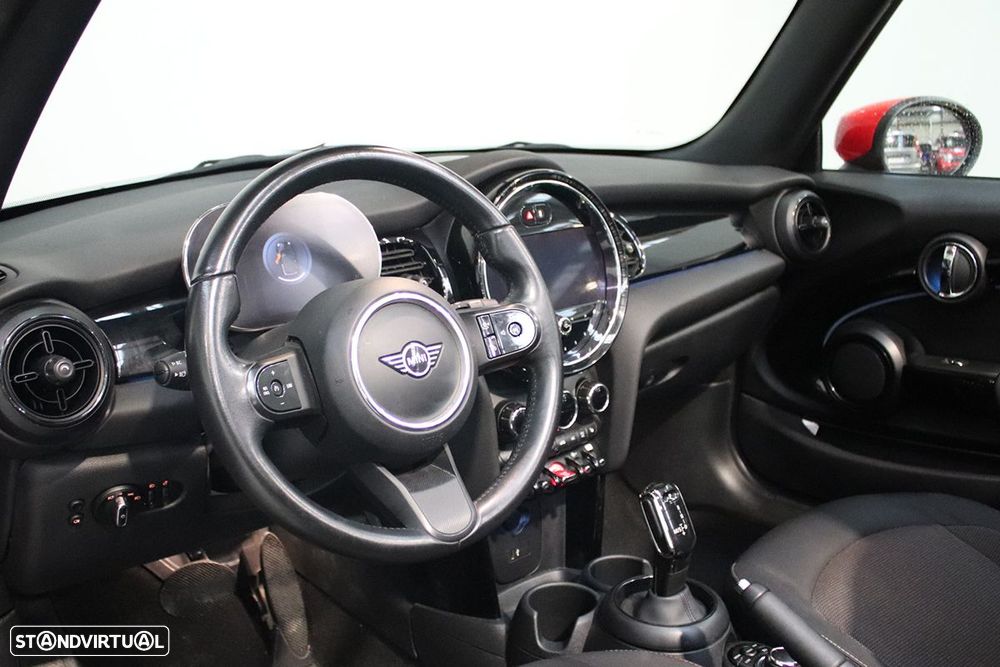 MINI Cabrio Cooper Auto - 11