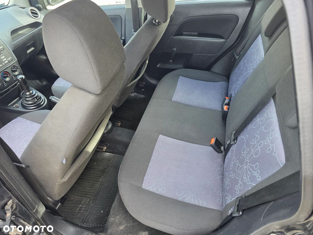Ford Fiesta 1.25 Ambiente - 7