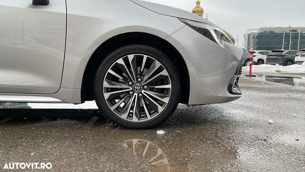 Toyota Corolla 2.0 HSD Exclusive - 16