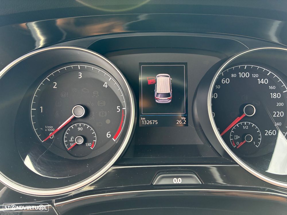 VW Touran 1.6 TDI R-Line - 7