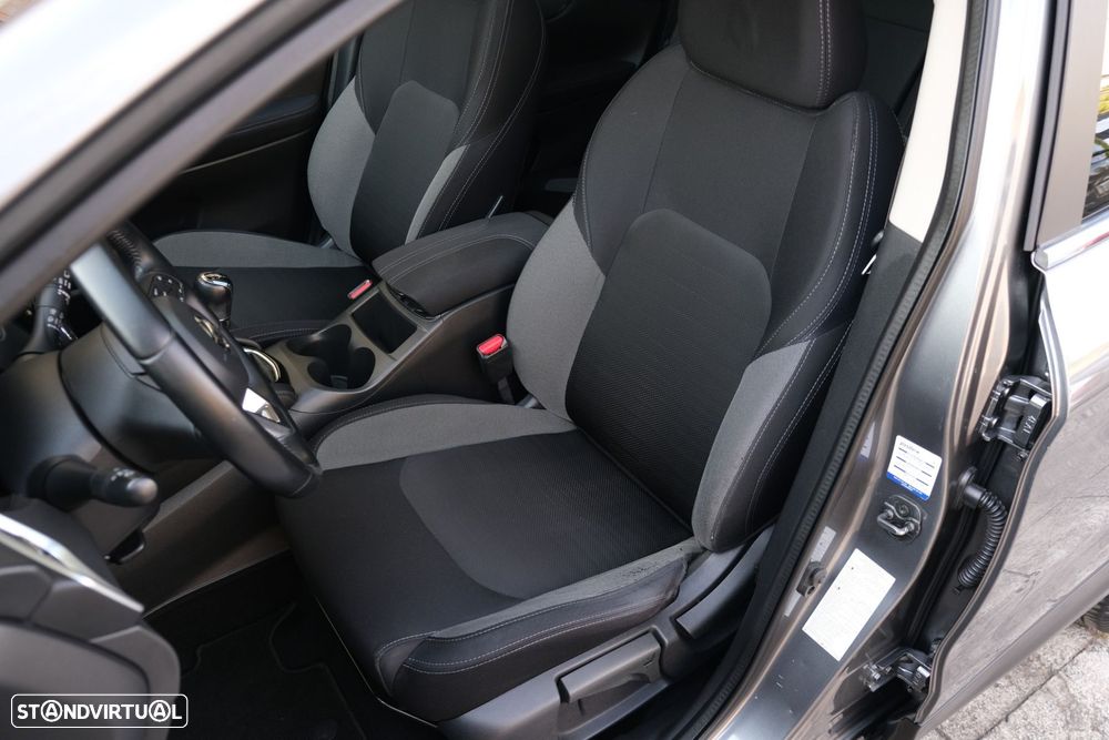 Nissan Qashqai 1.5 dCi N-Connecta 18 - 14