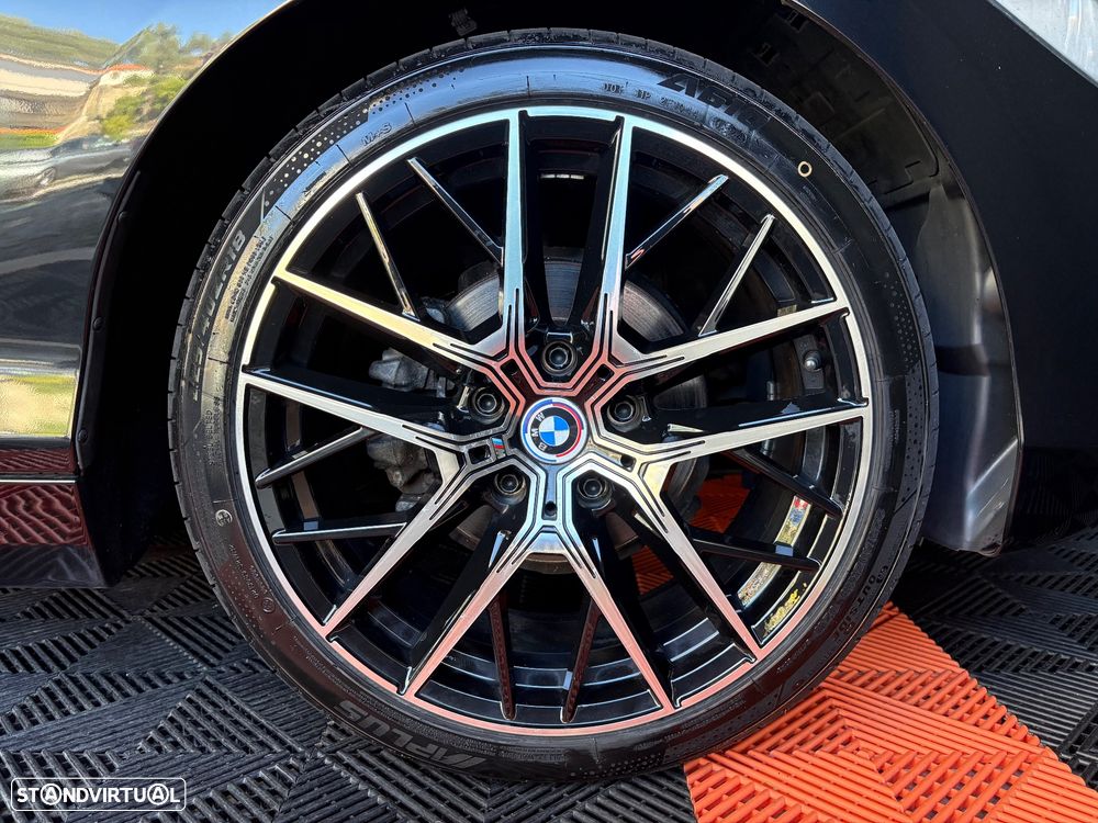 BMW 118 dA Line Sport - 4