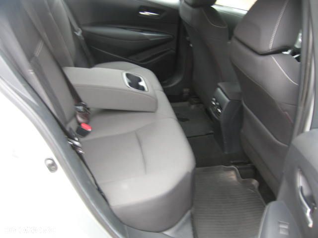 Toyota Corolla 1.6 Prestige - 28