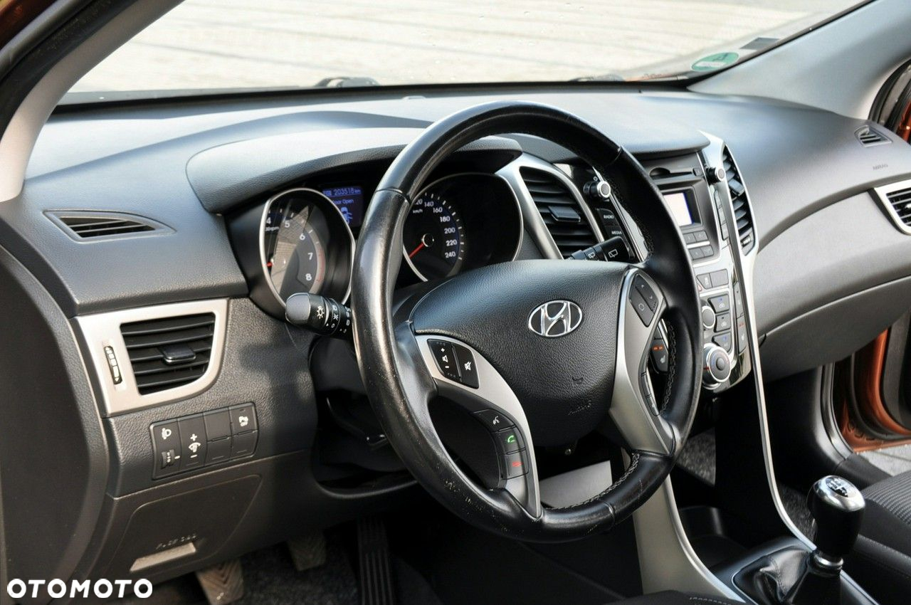 Hyundai i30 - 22