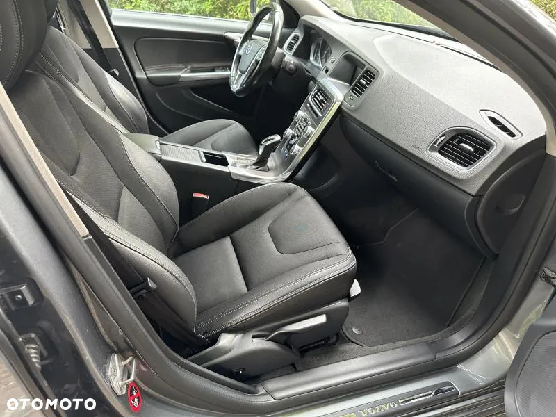Volvo S60 D4 Drive-E Momentum - 7