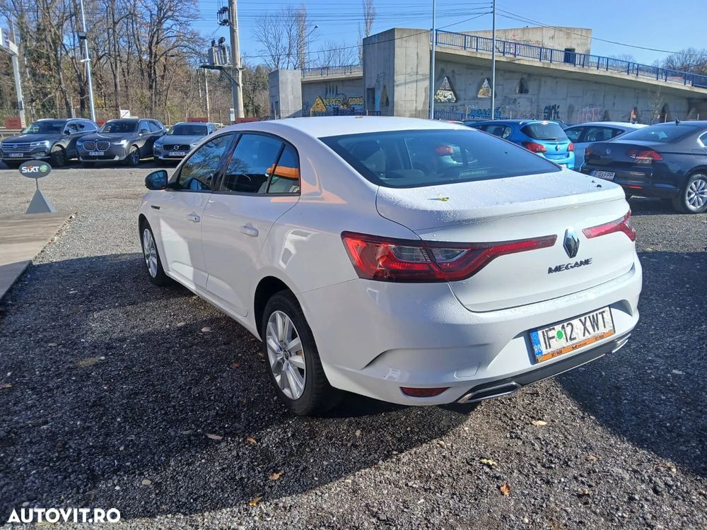Renault Megane TCe 140 GPF Zen - 4