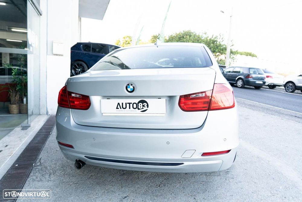 BMW 318 d Line Sport - 4