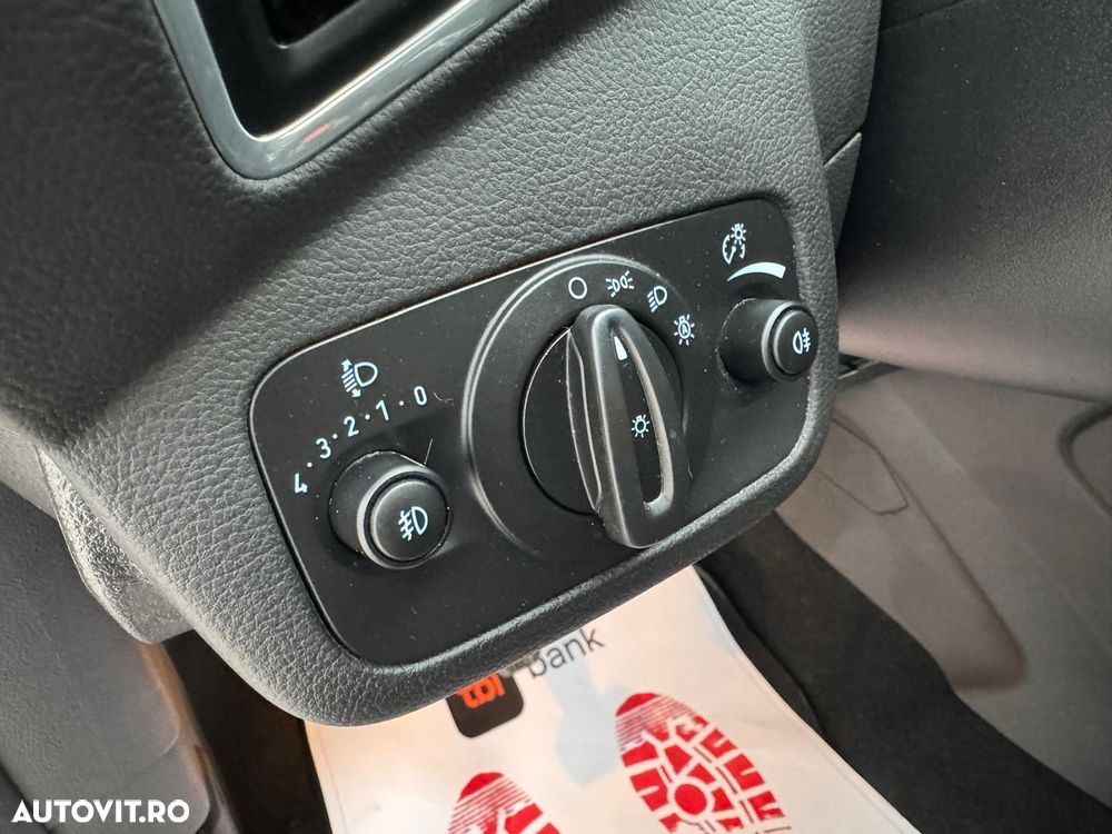 Ford Kuga 1.6 EcoBoost 2x4 Titanium - 22