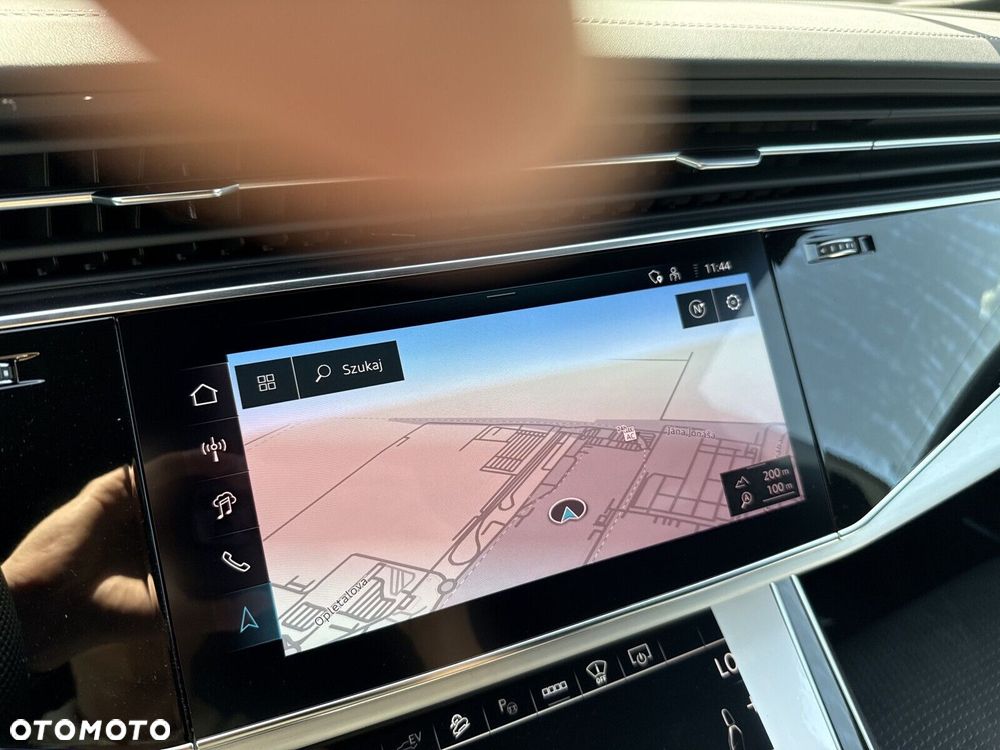 Audi Q8 - 19