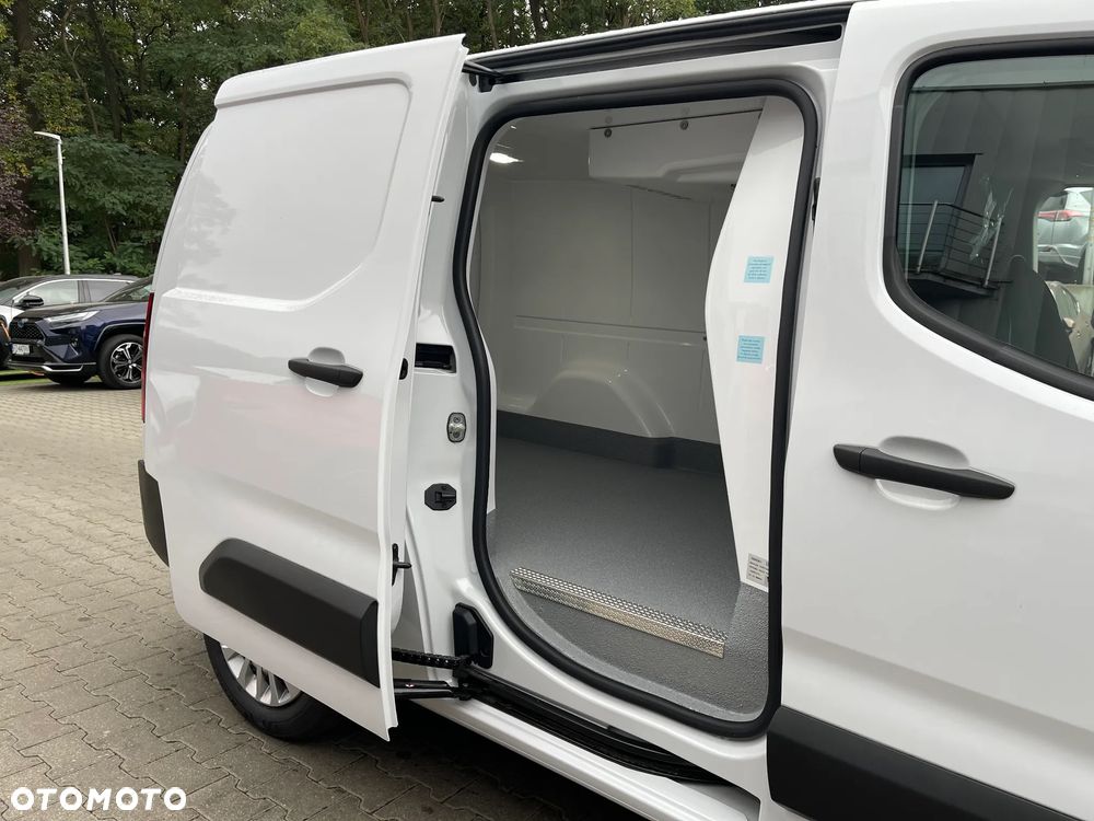 Toyota Proace City - 9