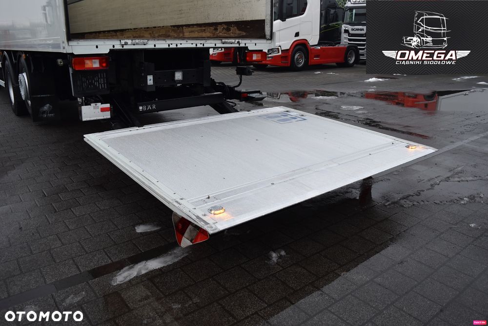 Volvo FM 330 Euro 6 / Kontener 9,4 m / kufer 9,4 m / - 19