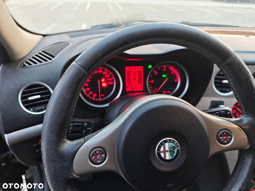 Alfa Romeo 159 - 7