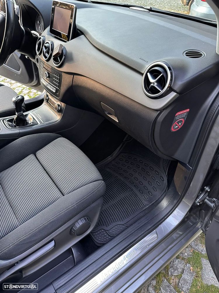 Mercedes-Benz B 180 (CDI) d Urban - 14