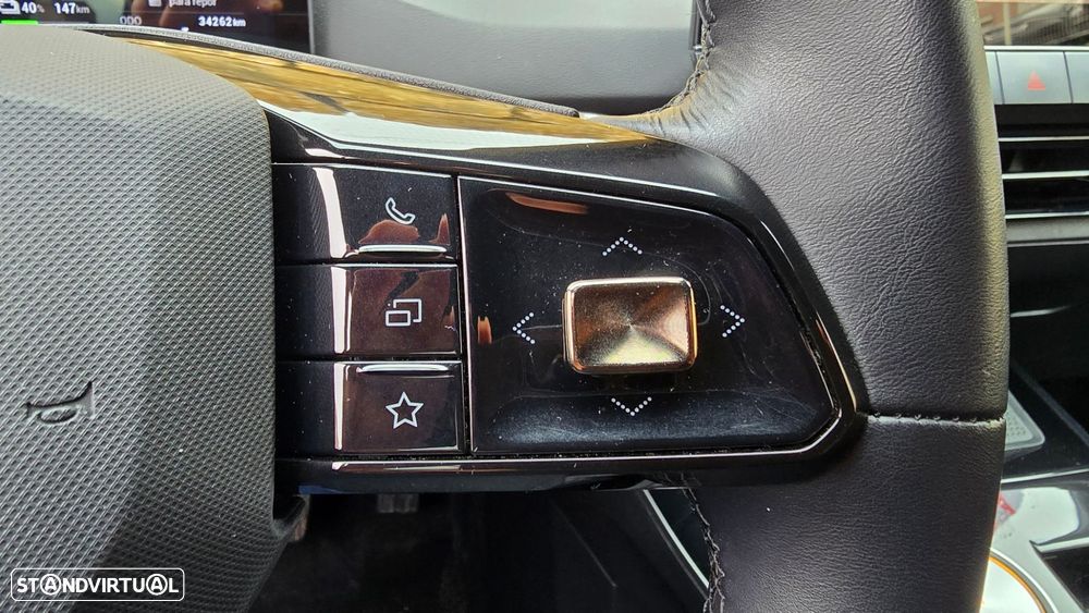 MG MG4 64 kWh Luxury - 16