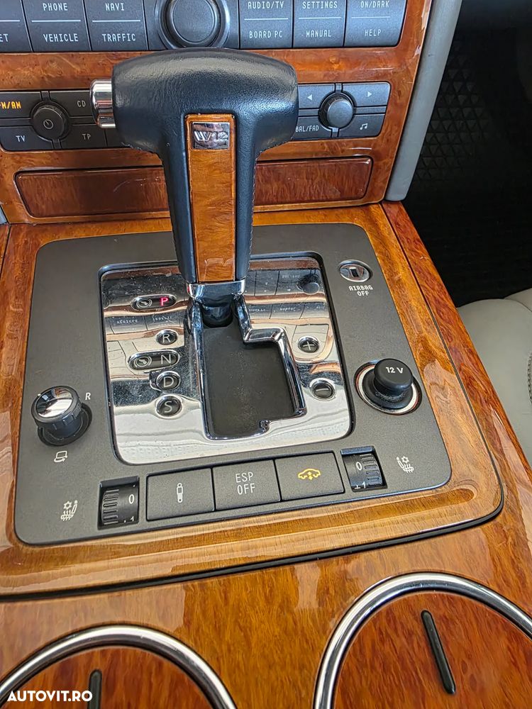 Volkswagen Phaeton 6.0 W12 4MOTION Automatik (5 Sitzer) - 26