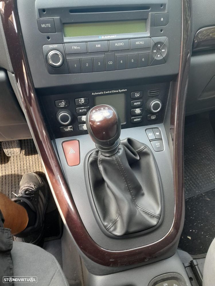 Fiat Croma 1.9 M-Jet Dynamic - 5