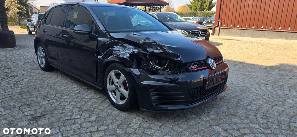 Volkswagen Golf GTI BlueMotion Technology - 6