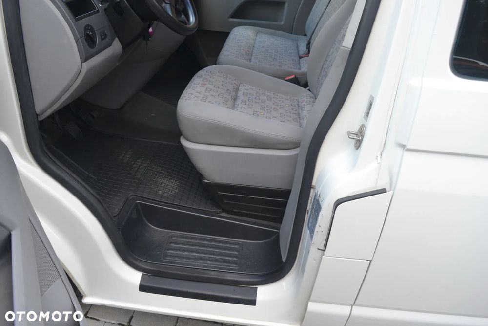 Volkswagen Transporter - 17