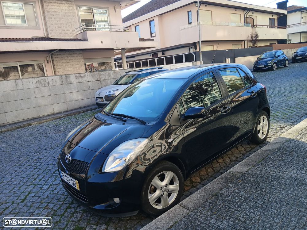 Toyota Yaris 1.0 VVT-i Sol High Pack - 2