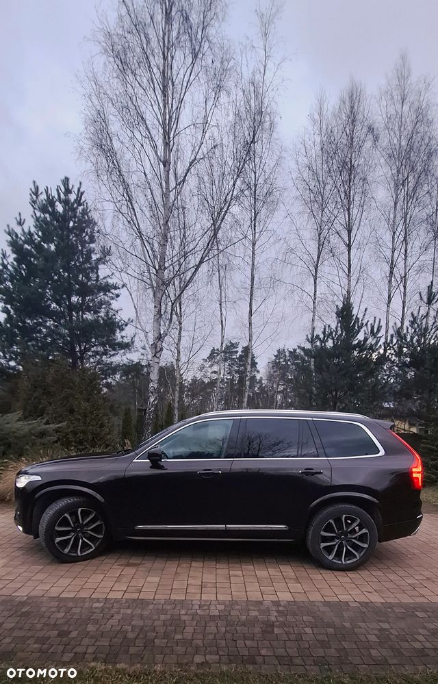 Volvo XC 90 - 8